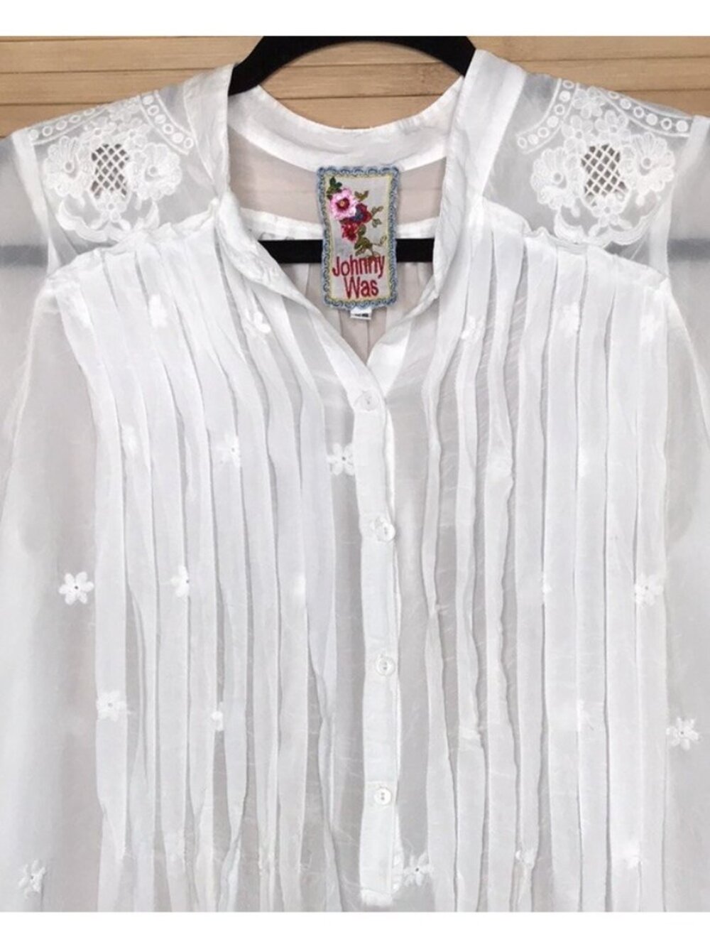 Johnny Was Boho Tunic Top Blouse White Lace Pintuck Eyelet Detail Cotton  XS - Picture 2 of 7